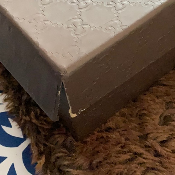 NEW AUTH GUCCI GG logo grey luxury throw blanket monogram fringe 72”x 54” - Picture 8 of 12